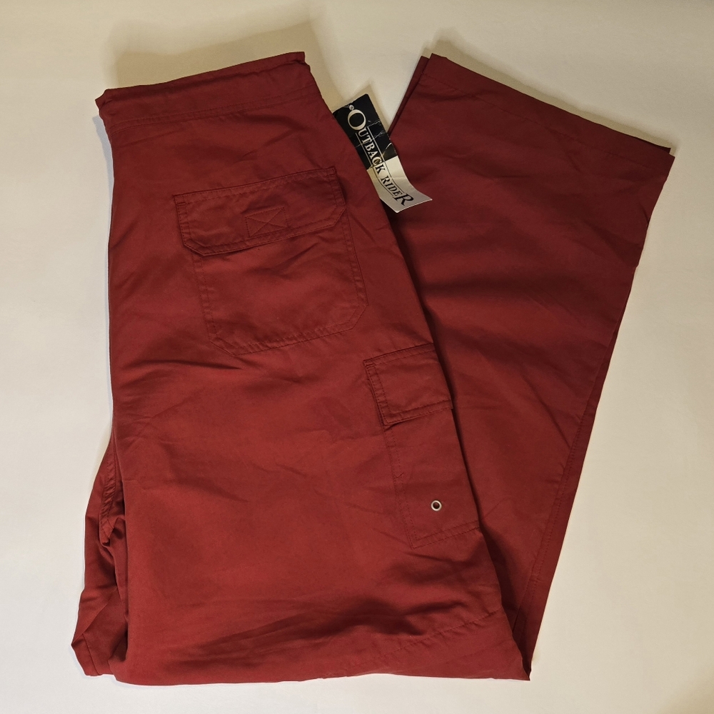 NWT Outback Rider RedConvertable Ladies Pants Sz Med.‎ 33 waist, 31/9.5 inseam